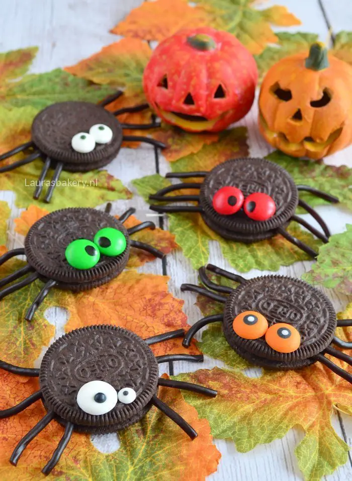 Halloween Oreo spinnen