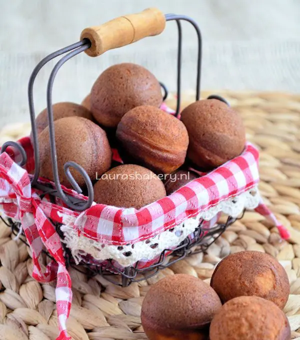 gingerbread cake pops 3a