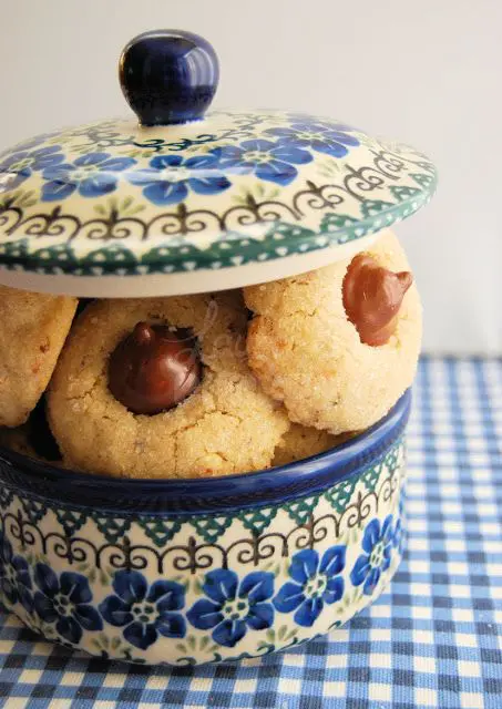 hazelnut-kisses-cookies-7