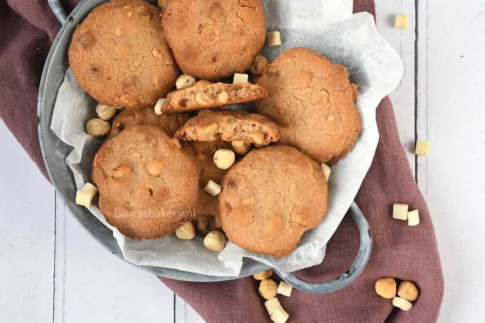 kaneelkoekjes-met-witte-chocolade-en-hazelnoten-2a