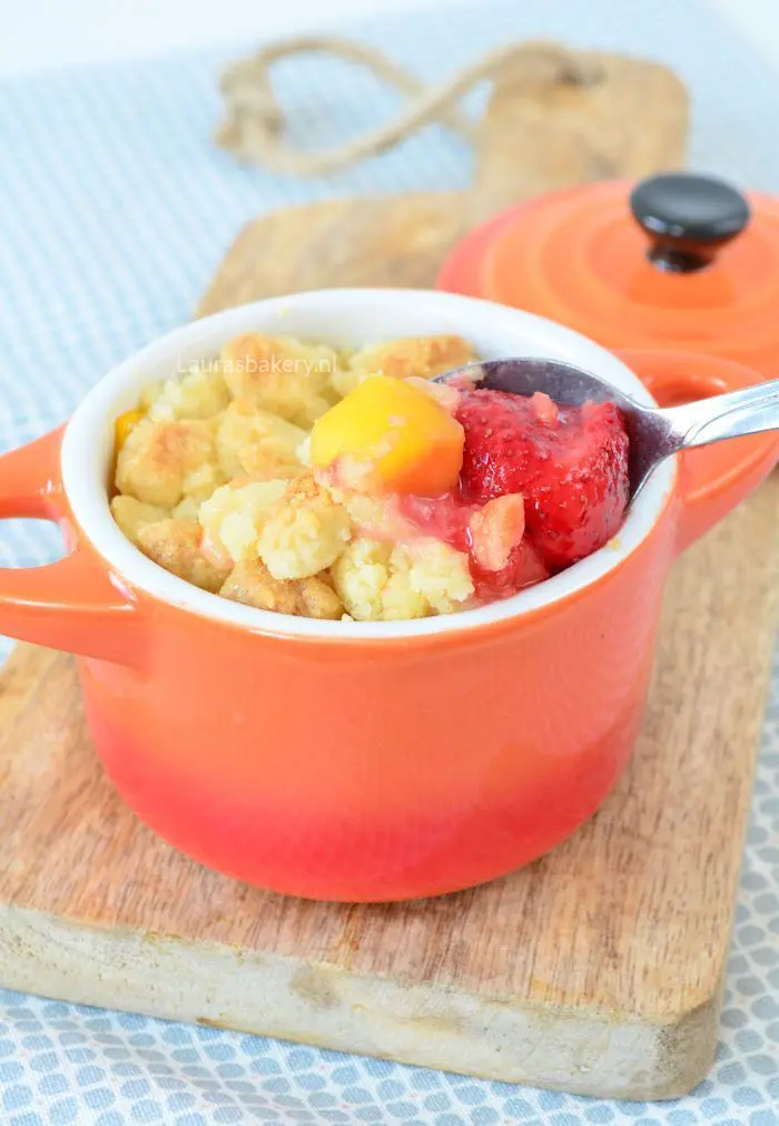 Mango aardbei crumble