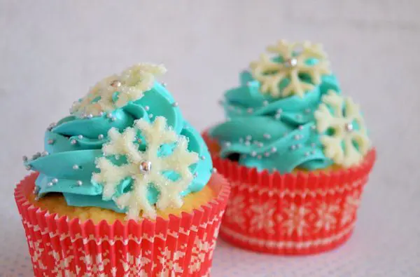 Advent 11: Cupcakes met chocolade sneeuwvlokken