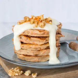 recept CARROT CAKE PANCAKES