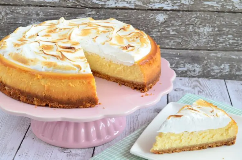 Lemon meringue cheesecake