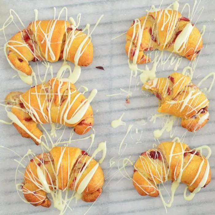 Cranberry croissants met witte chocola