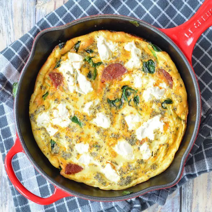Frittata met chorizo, spinazie en ricotta