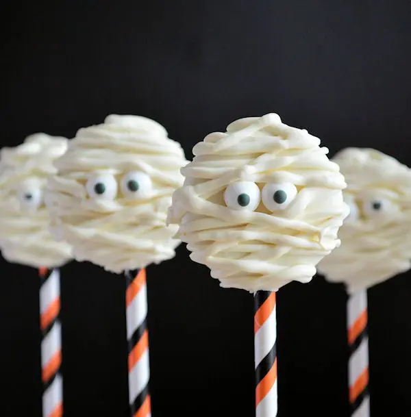 Mummie Oreo Pops