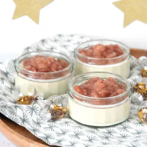 Panna cotta met stoofpeertjes