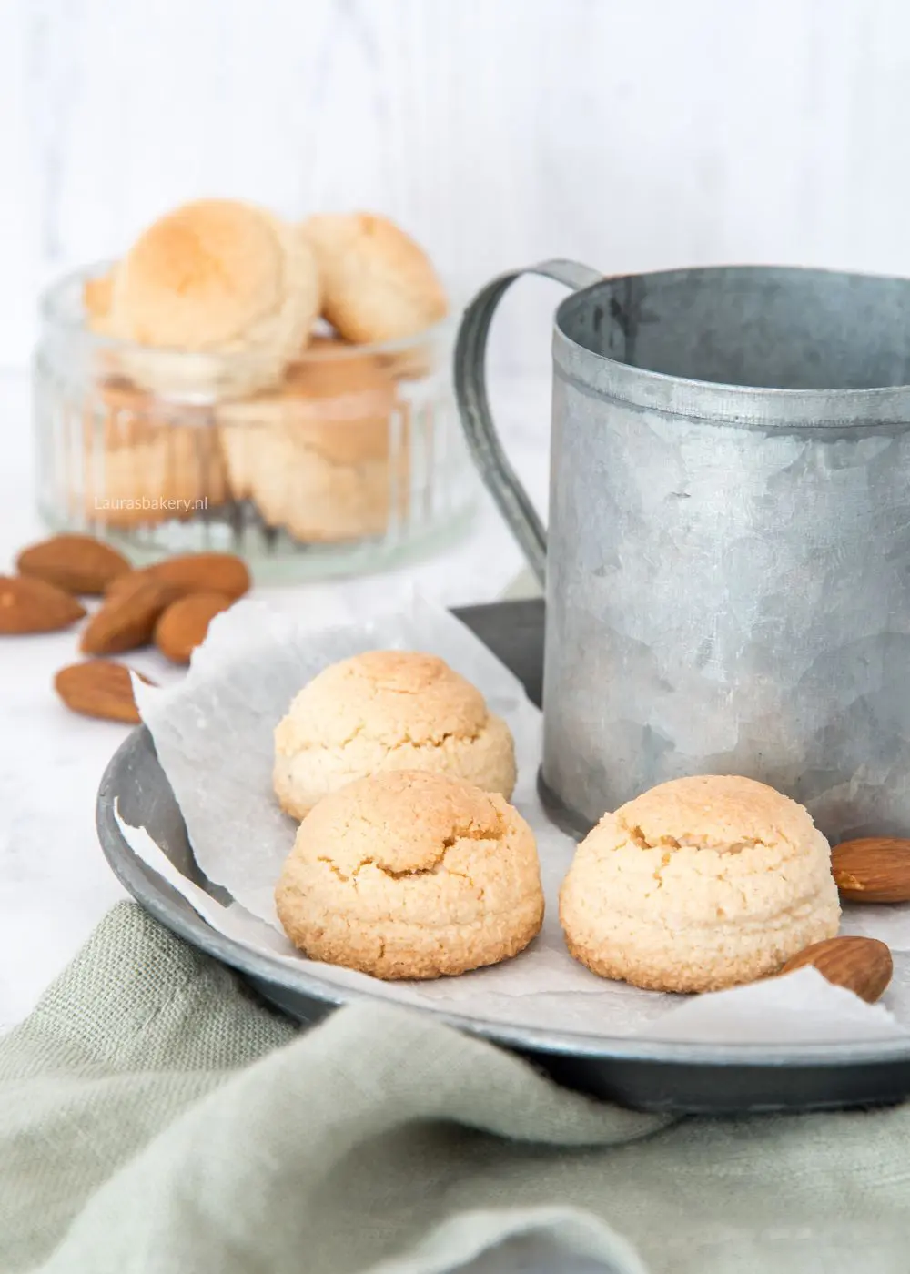 Amaretti koekjes (Italiaanse bitterkoekjes)