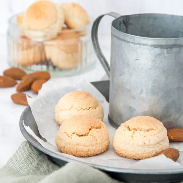 Amaretti koekjes (Italiaanse bitterkoekjes)