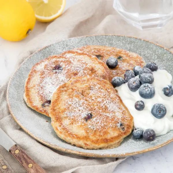 Volkoren blueberry-lemon pancakes