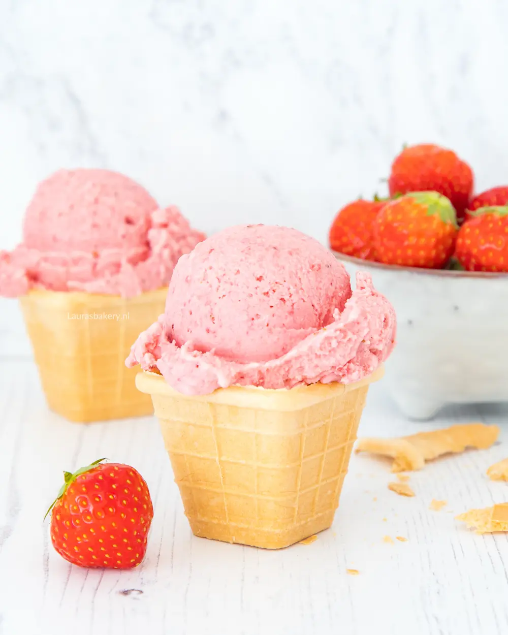 Aardbeien-yoghurtijs-3a