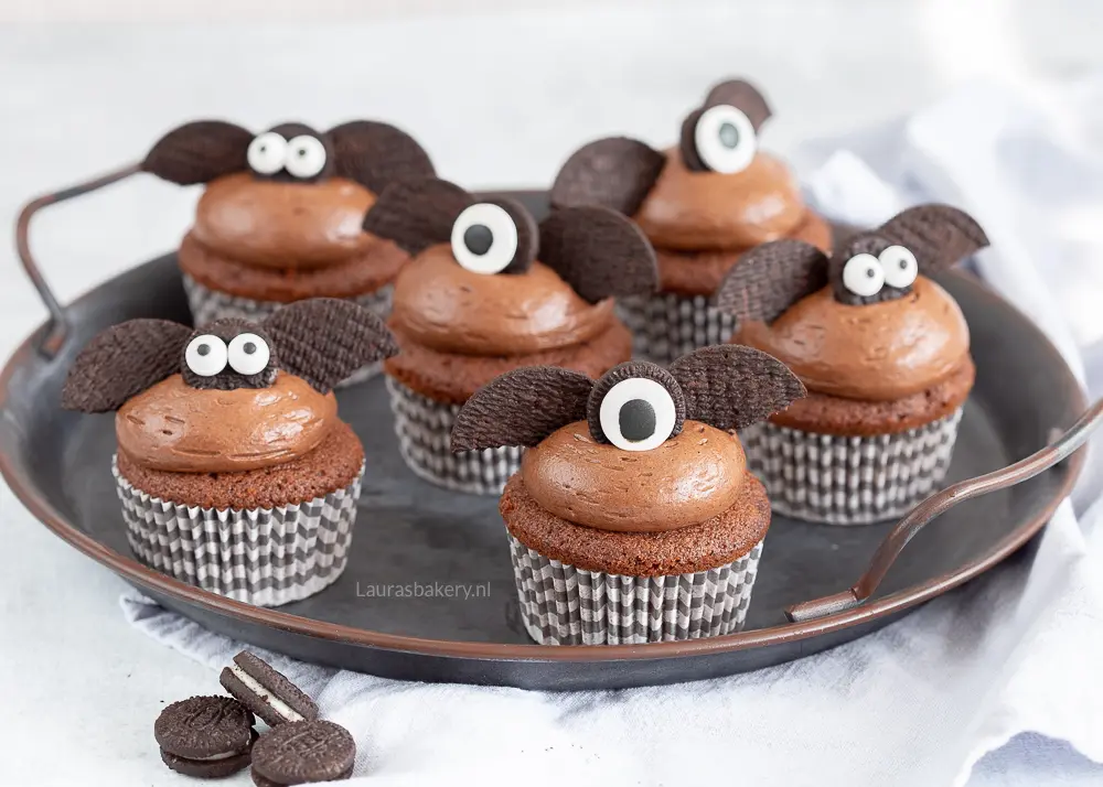 Vleermuis cupcakes (2)