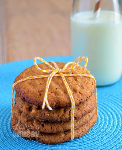 recept CHEWY PEANUTBUTTER COOKIES

