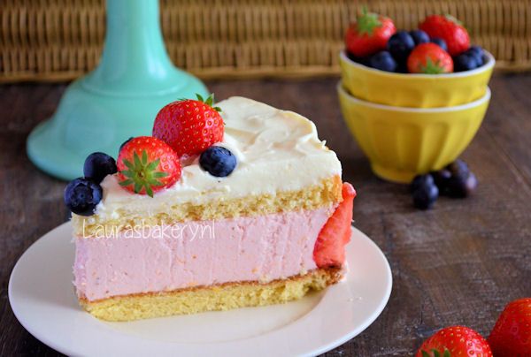 AARDBEIEN KWARKTAART MET MASCARPONE CRÈME 