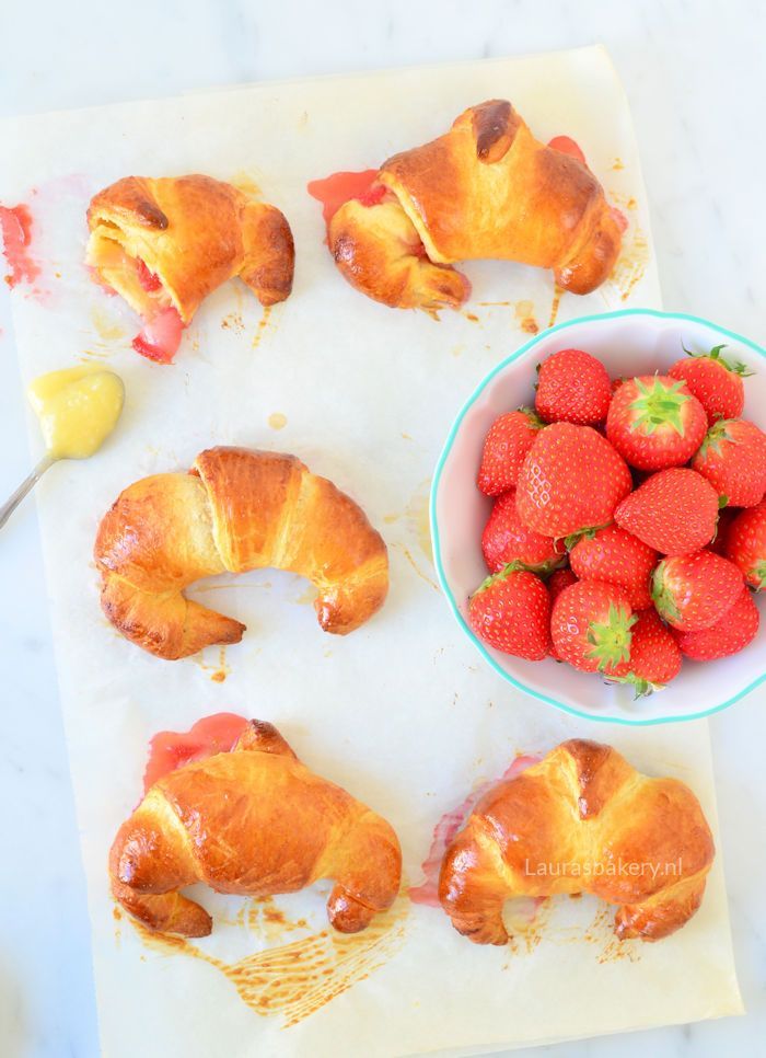 Aardbeien lemon curd croissants 1a