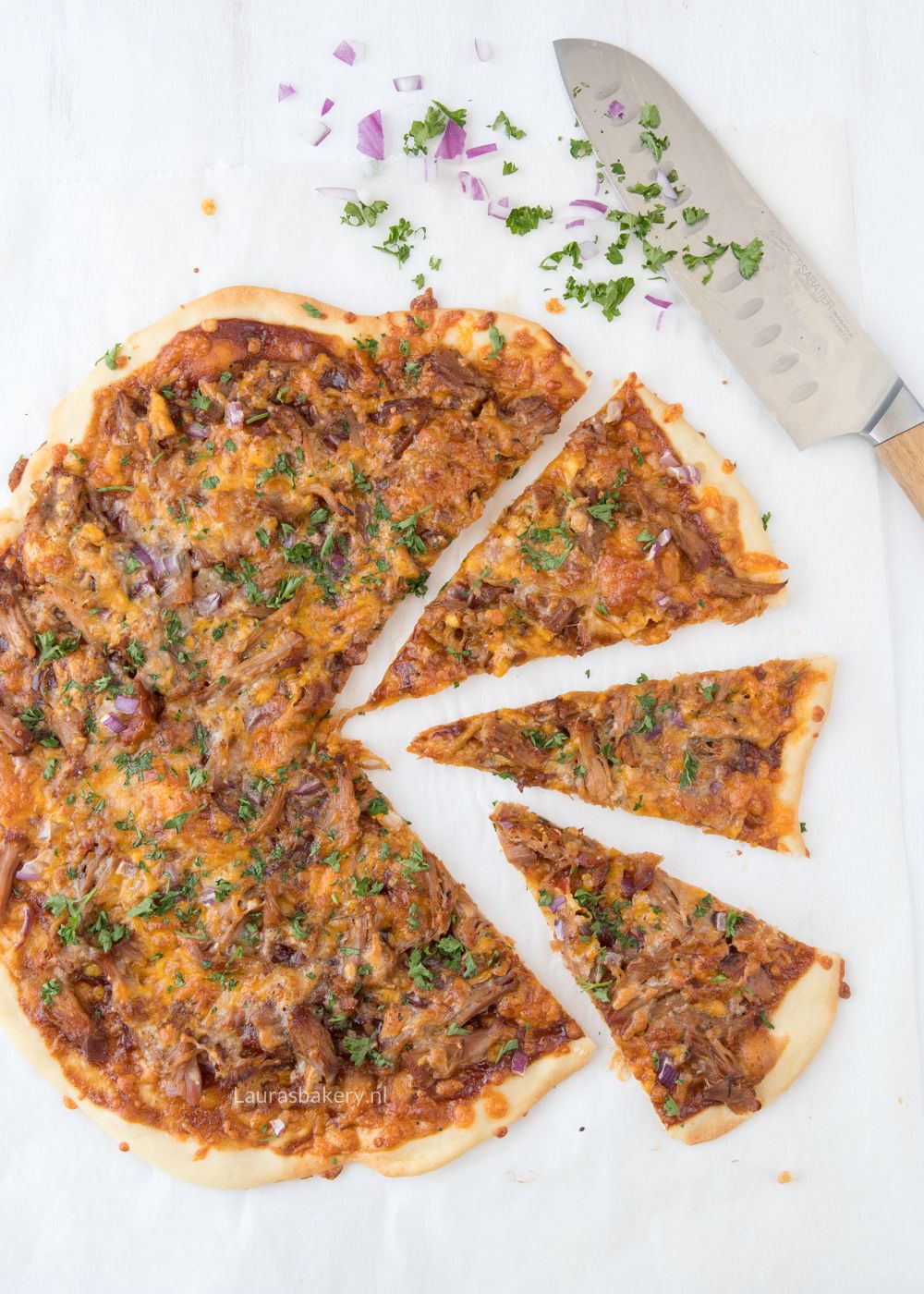 BBQ pulled pork pizza