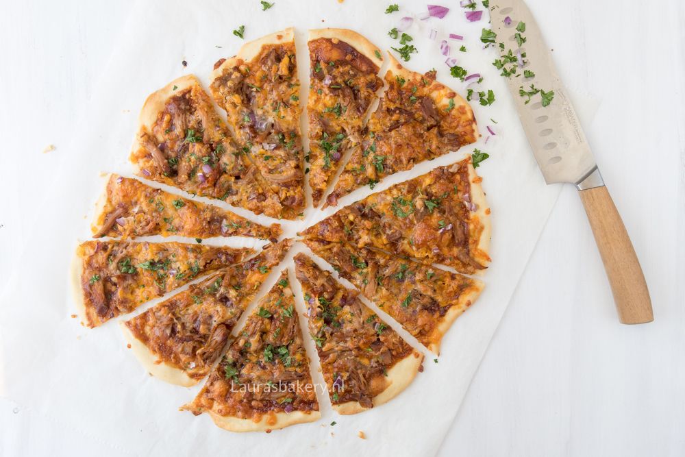 BBQ PULLED PORK PIZZA
