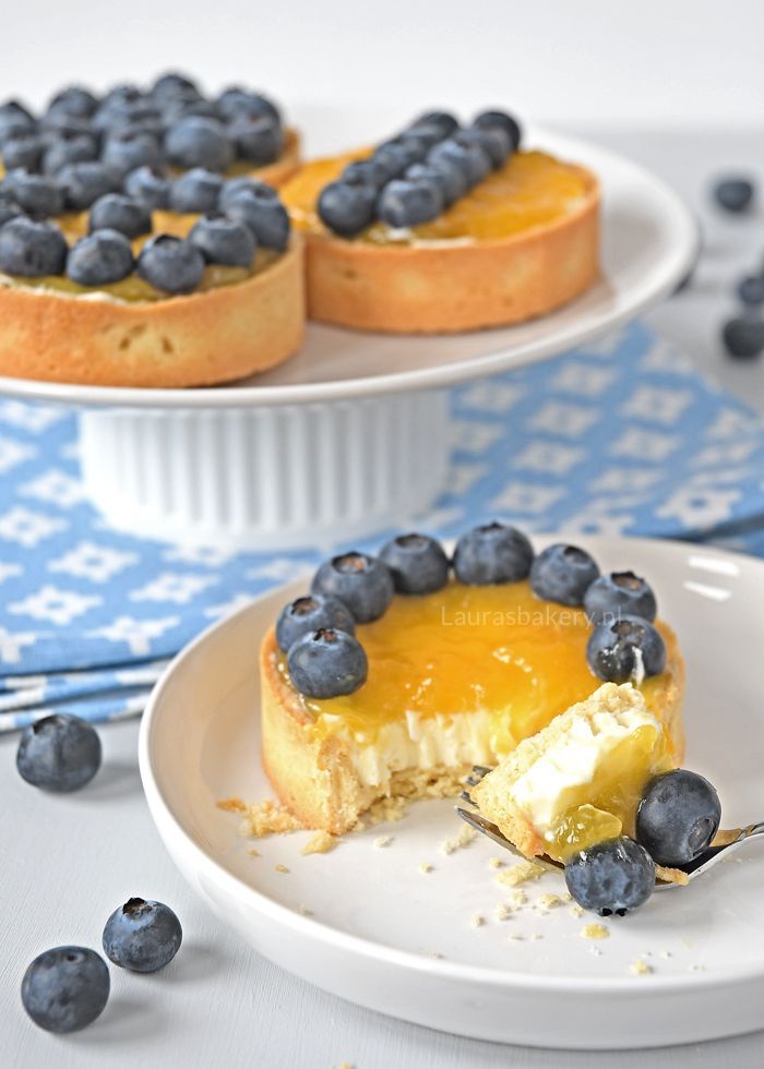 BLAUWE BESSEN-CITROEN TARTELETTES
