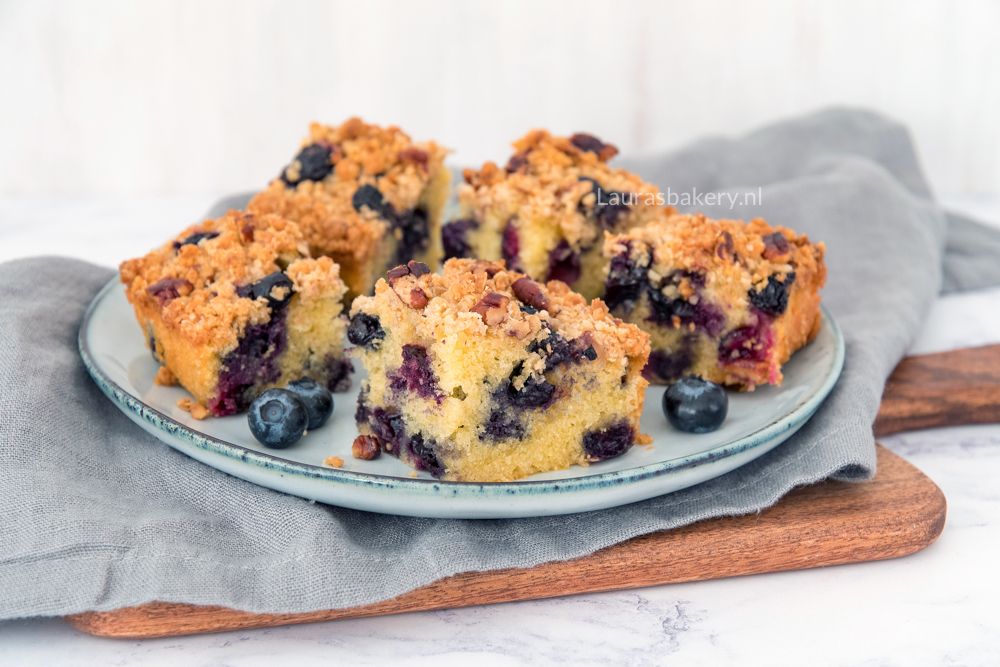 Blauwe-bessen-crumble-cake-1-a