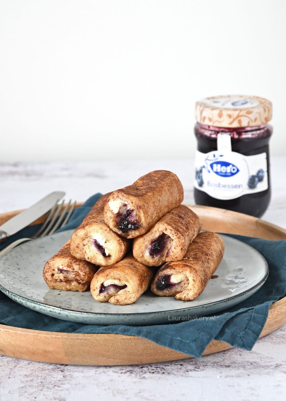 BOSBESSEN CHEESECAKE WENTELTEEFJES
maken 