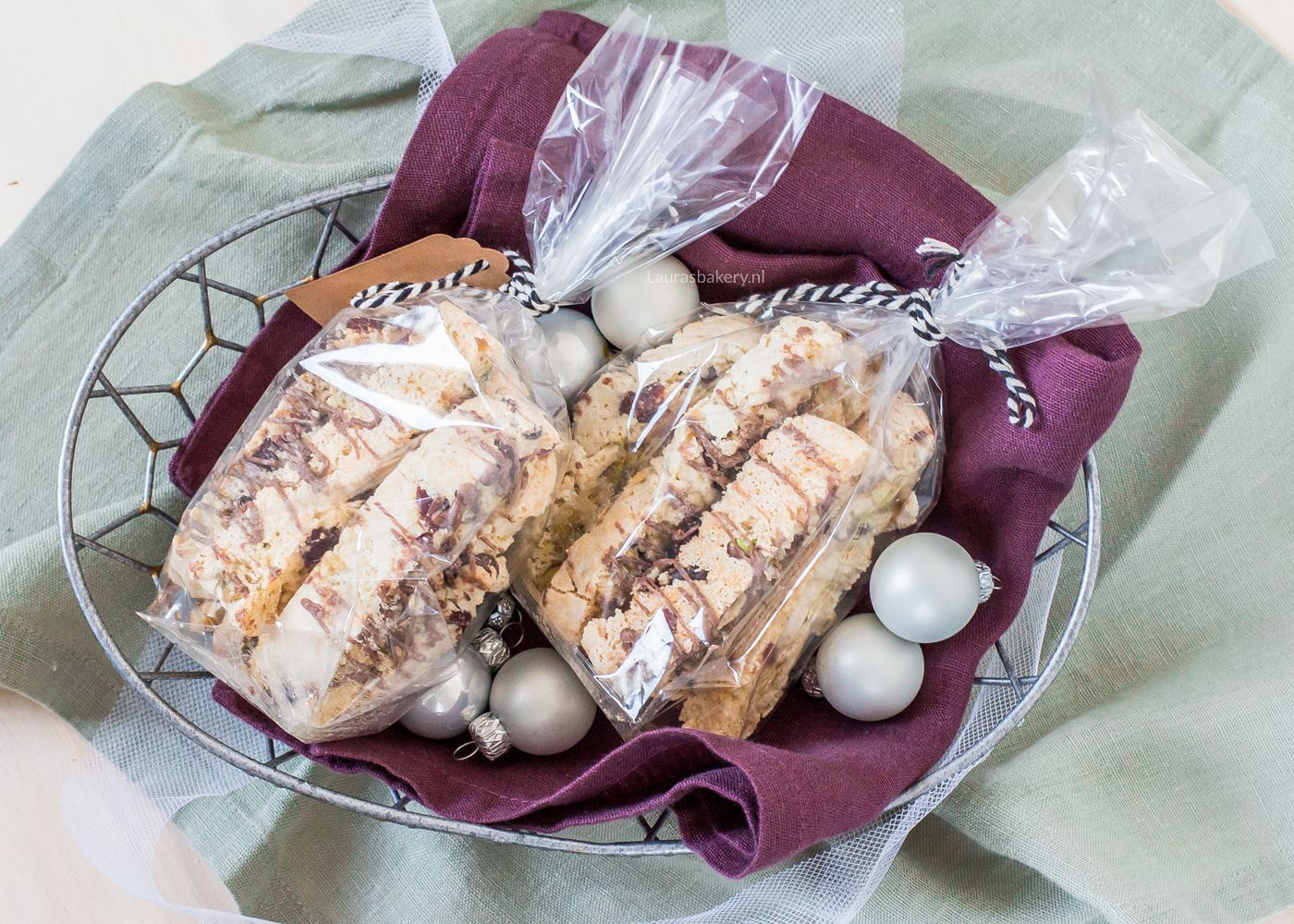 CANTUCCINI MET PISTACHE EN CRANBERRY’S recept 