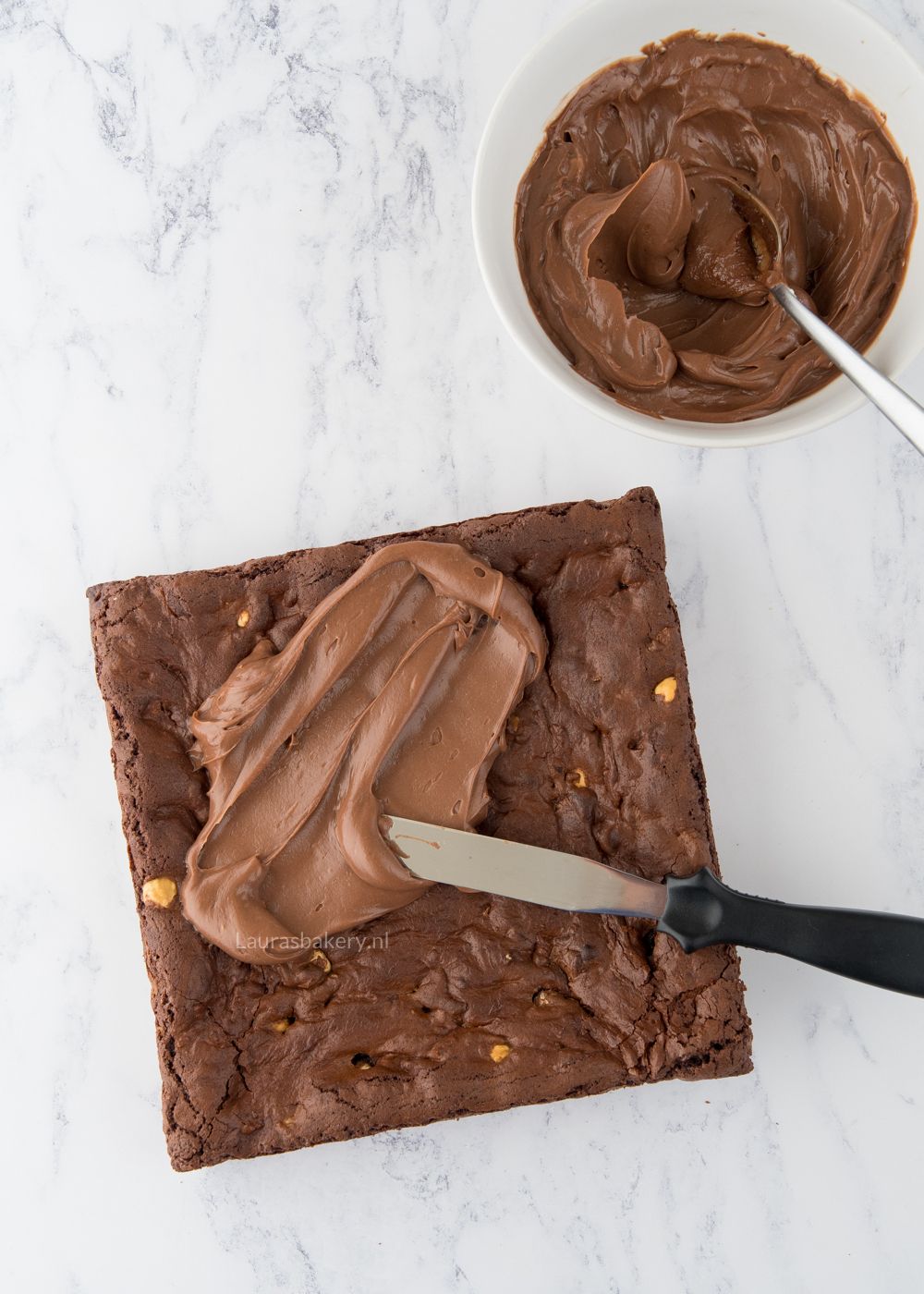 Ferrero Rocher brownie insmeren