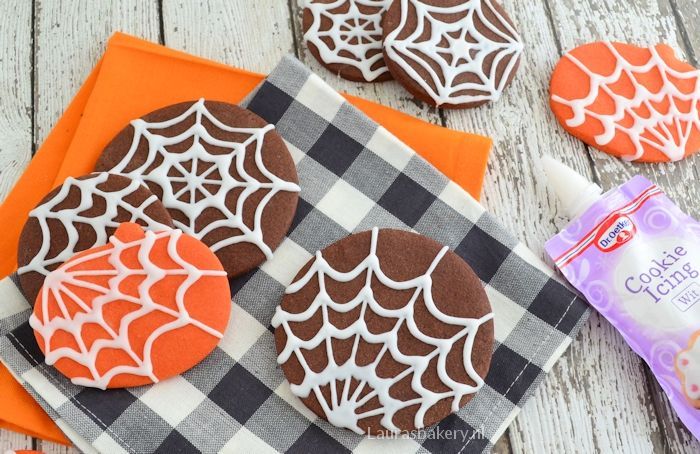 Halloween spinnenweb koekjes 3a
