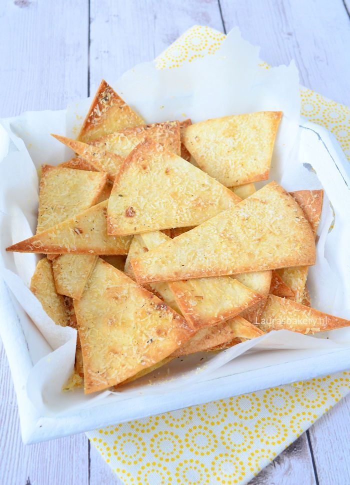 Tortilla chips met Parmezaanse kaas 1a