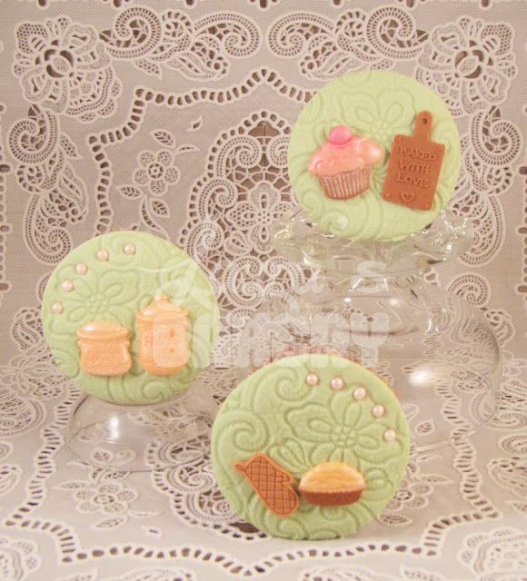 VINTAGE BAKING
1