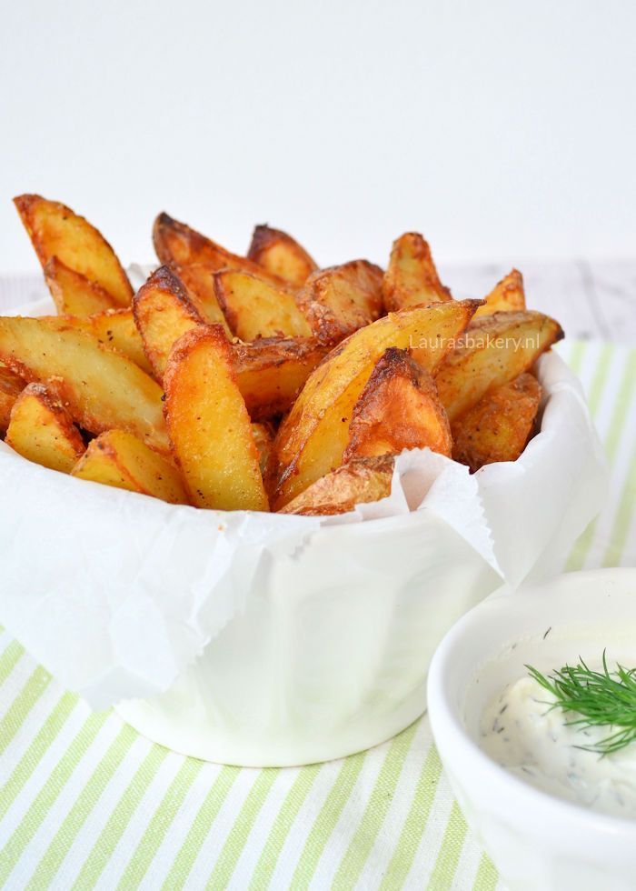 Aardappel wedges met Parmezaanse kaas