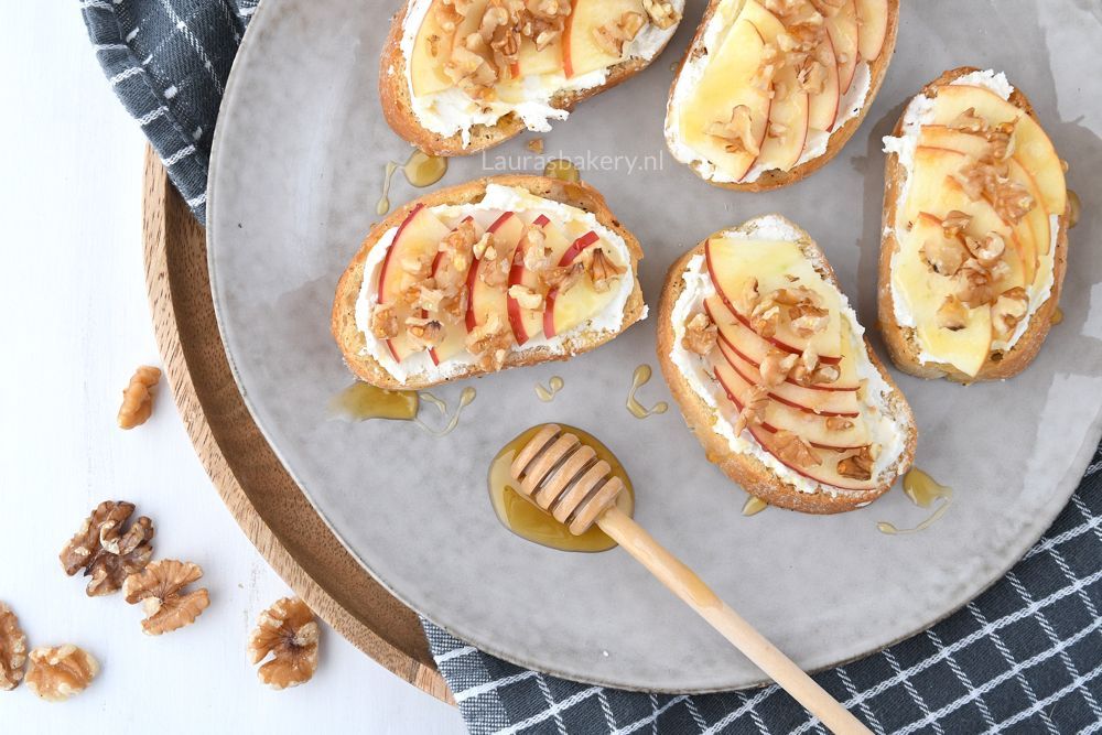 APPEL-GEITENKAAS BRUSCHETTA 