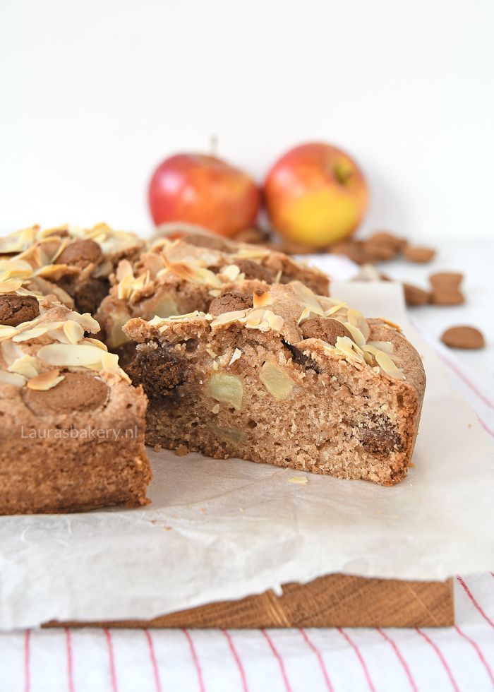 APPEL-SPECULAAS AMANDELCAKE
