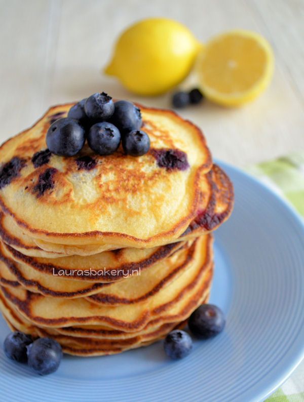 blueberry lemon pancakes 3a