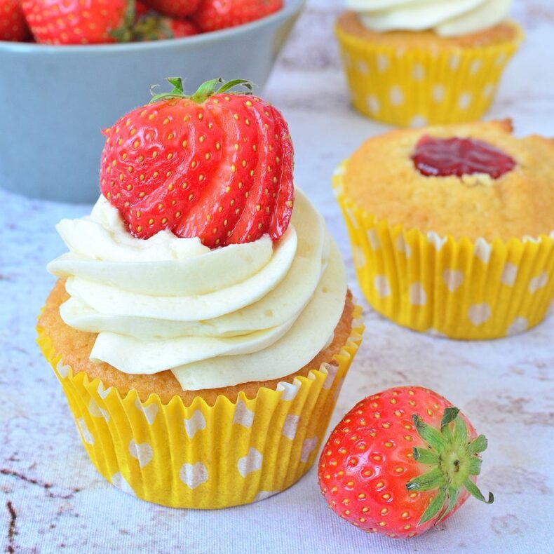 Verschil tussen botercrème en cream cheese frosting