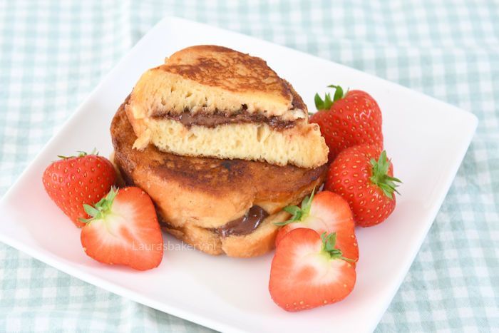 BRIOCHE WENTELTEEFJES MET NUTELLA EN AARDBEIEN
recept 
