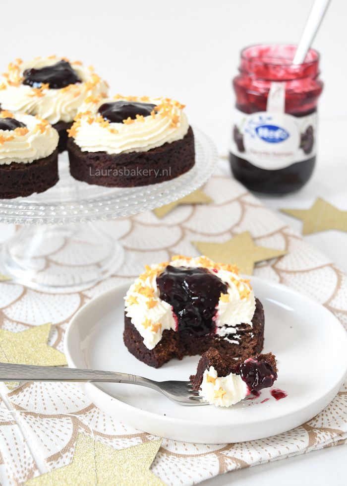 BROWNIE-KERSEN GEBAKJES recept 