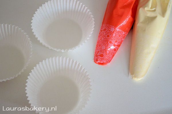 candy cane cupcakes 3a