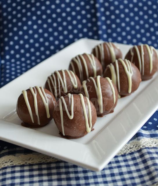 CHOCO PRALINE POPS
