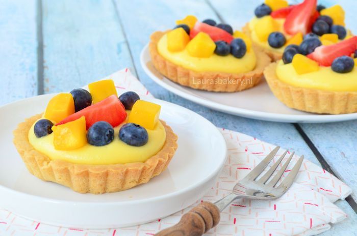 fruit tartelettes met banketbakkersroom 3a