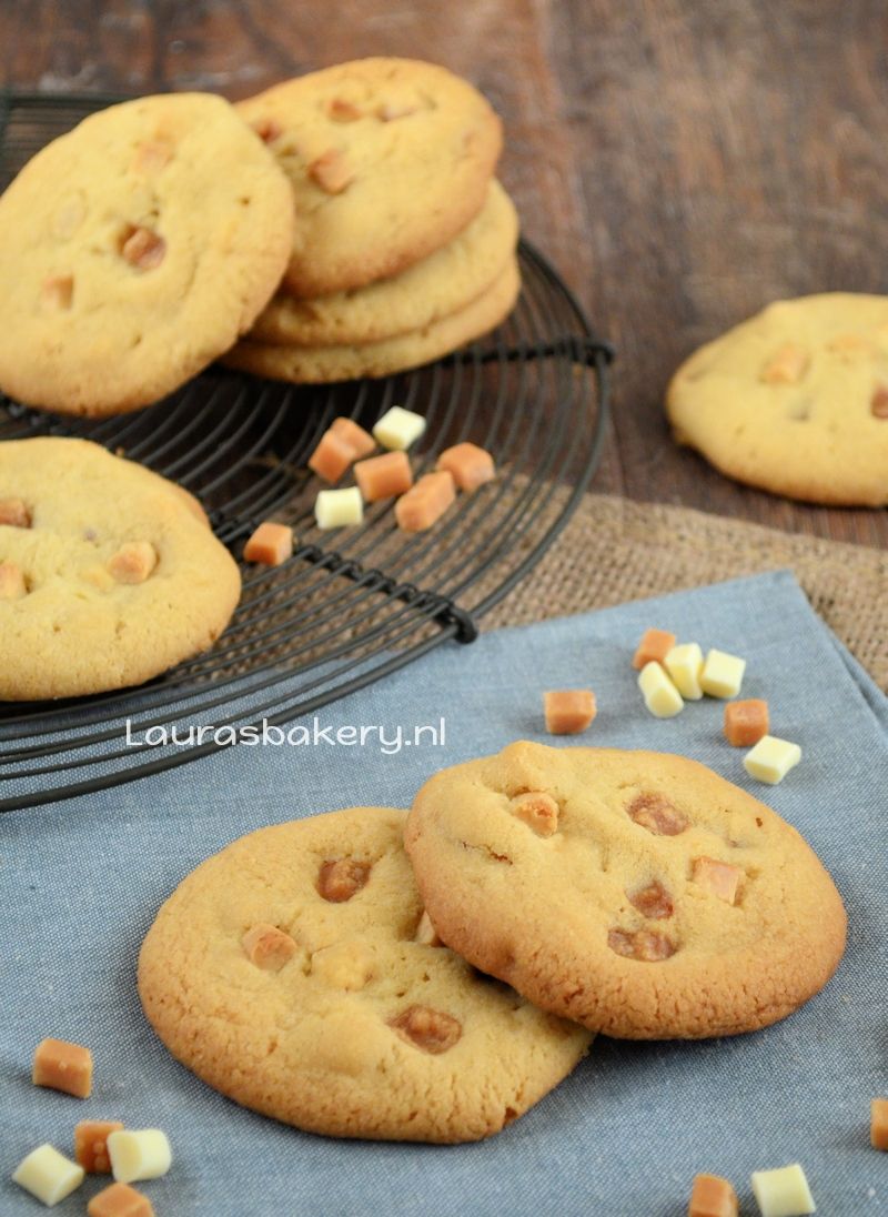 koekjes met witte chocola, karamel en hazelnoten 1a