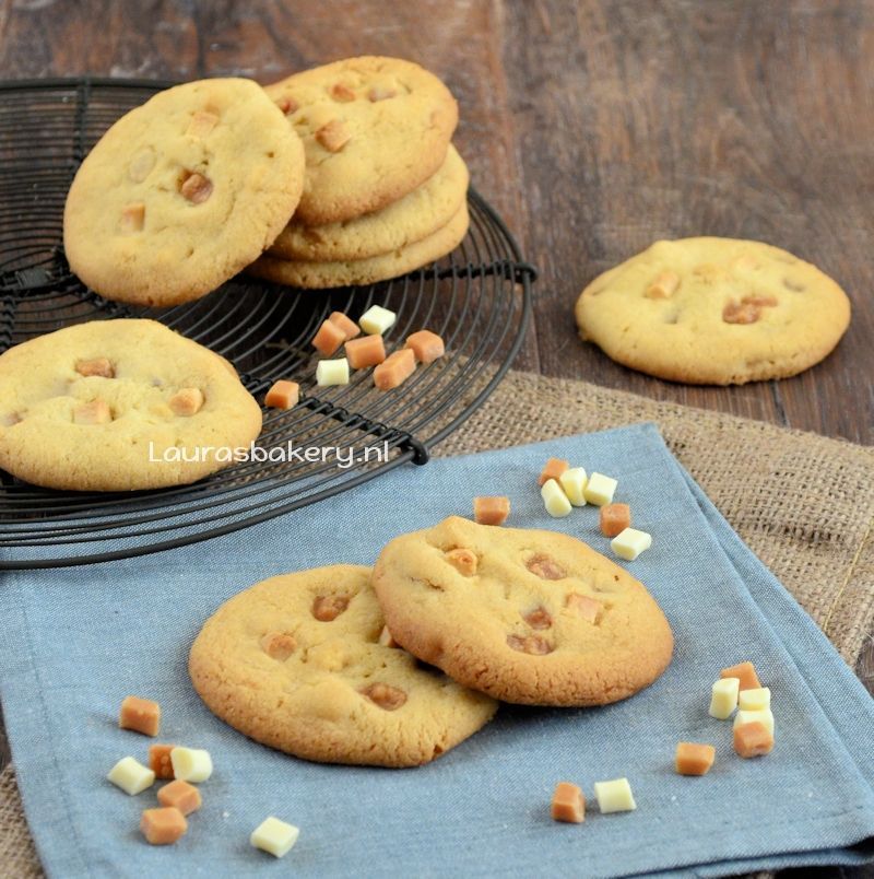 koekjes met witte chocola, karamel en hazelnoten 5a