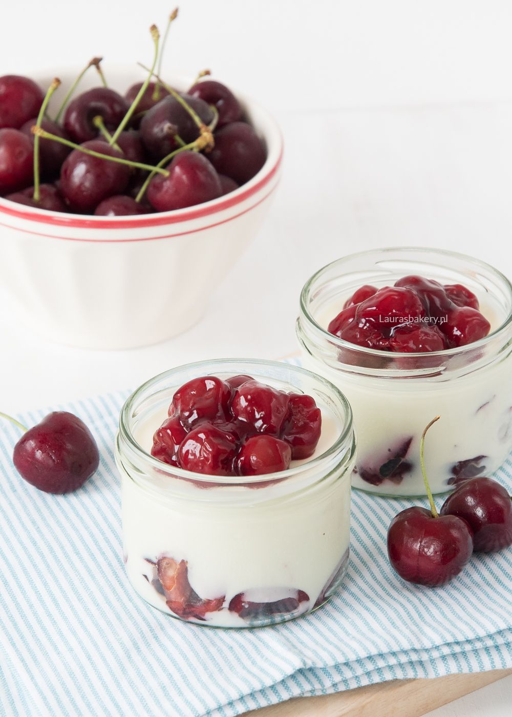 Kwark panna cotta met kersen