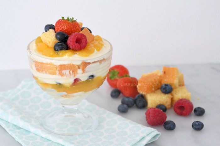 lemon curd trifle met rood fruit 6a