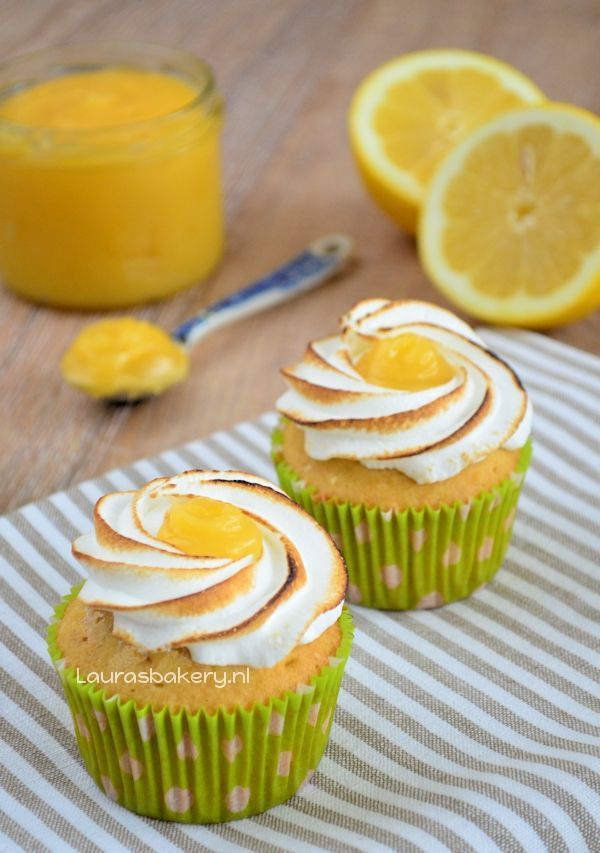 lemon meringue cupcakes 1a