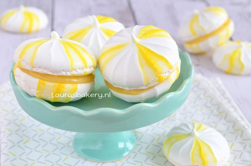 lemon meringue sandwiches 