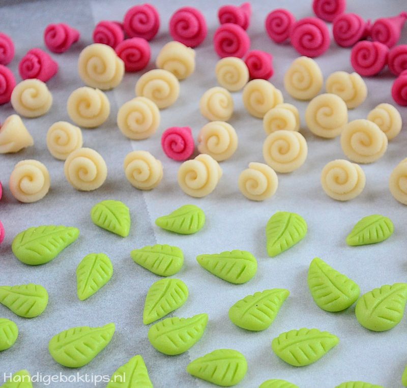 Articulatie Aziatisch vereist Het verschil tussen fondant en marsepein - Laura's Bakery