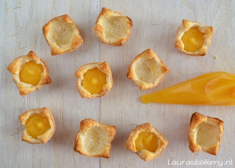 mini lemon meringue pies 3a