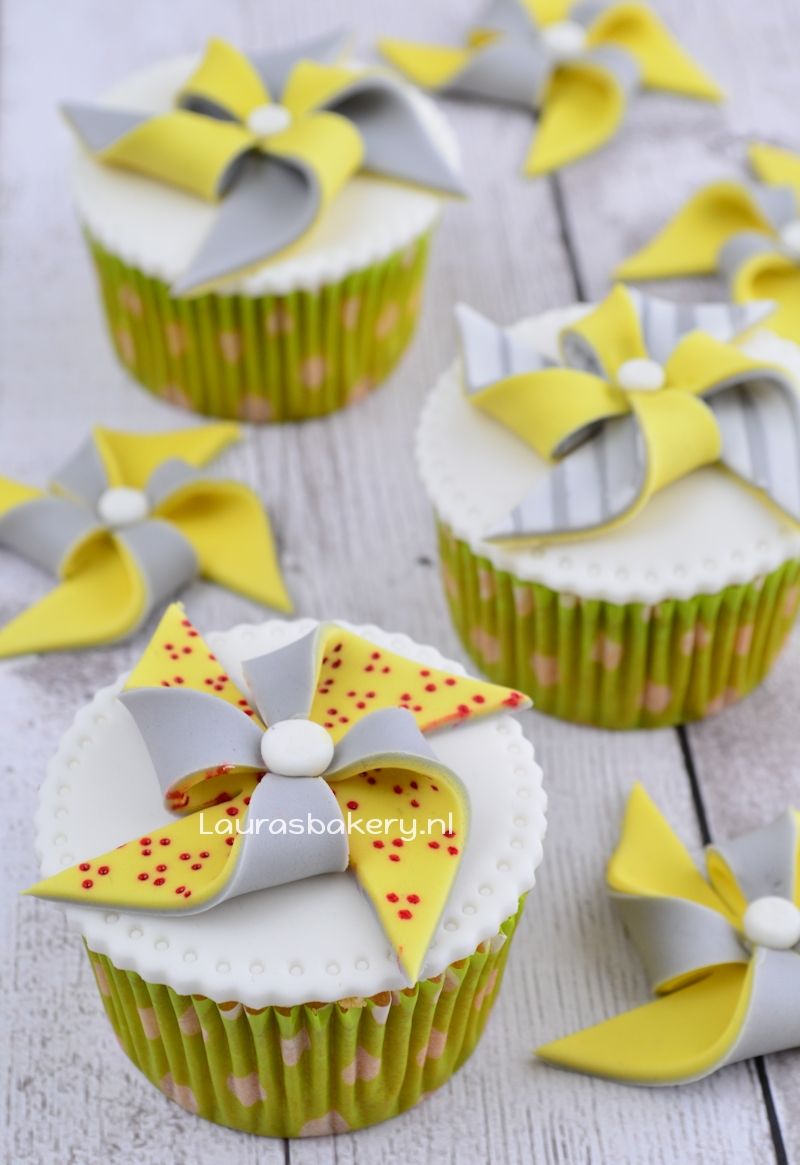 molen cupcakes 