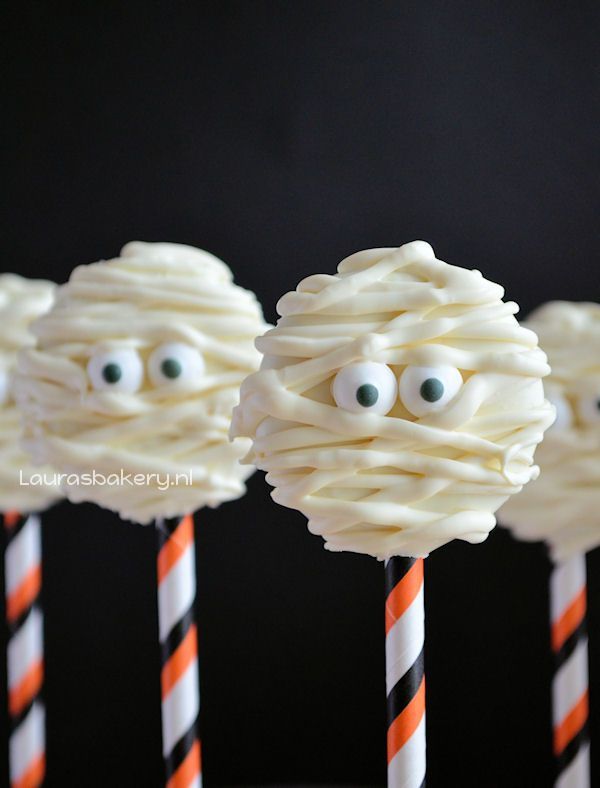 Mummie Oreo Pops